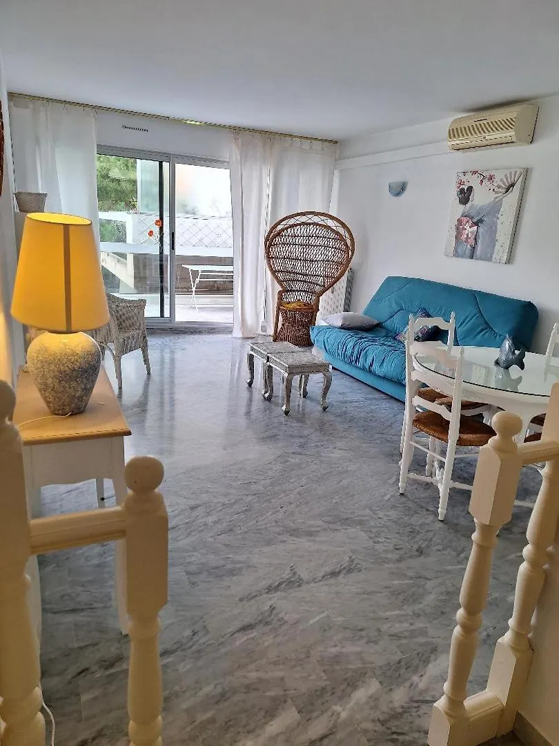 Juan Les Pins Charming Apartment France